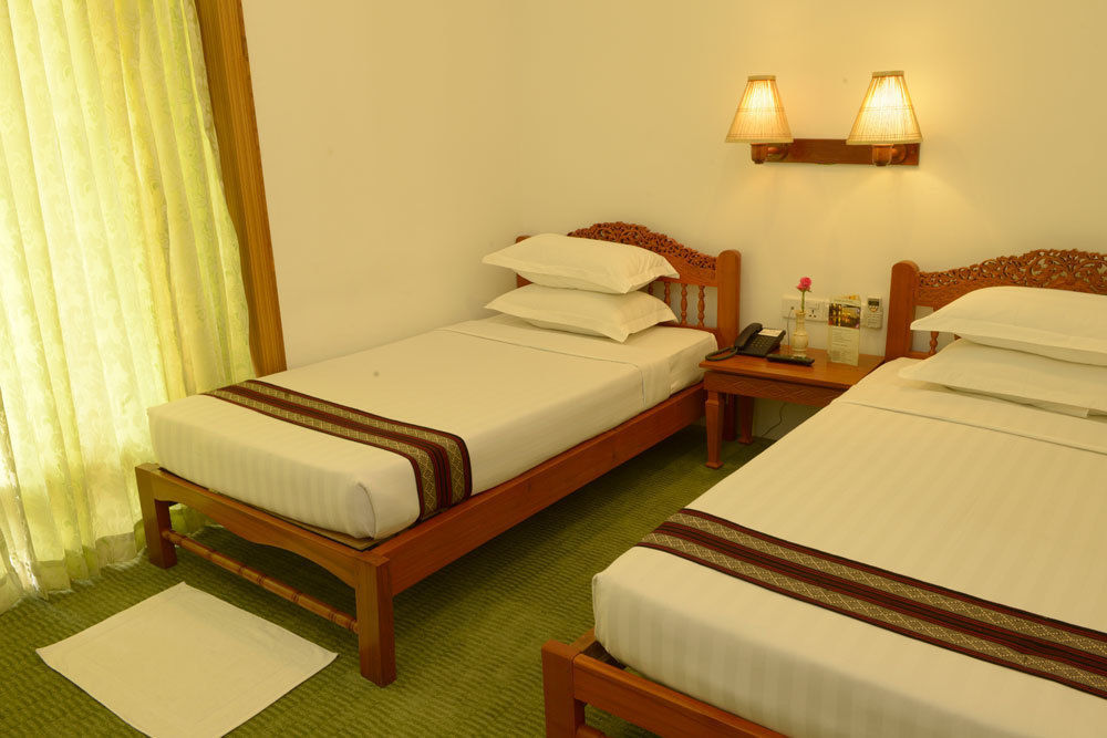 Raza Gyo Hotel Bagan Exterior foto
